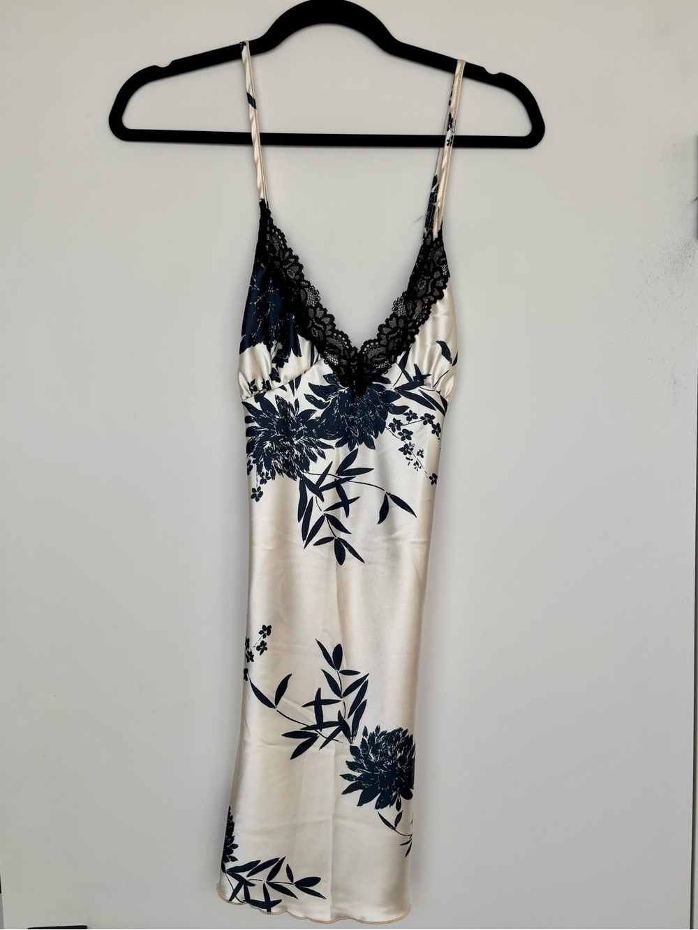 Satin Floral Lace Trim Chemise - Ivory with Black Floral size S